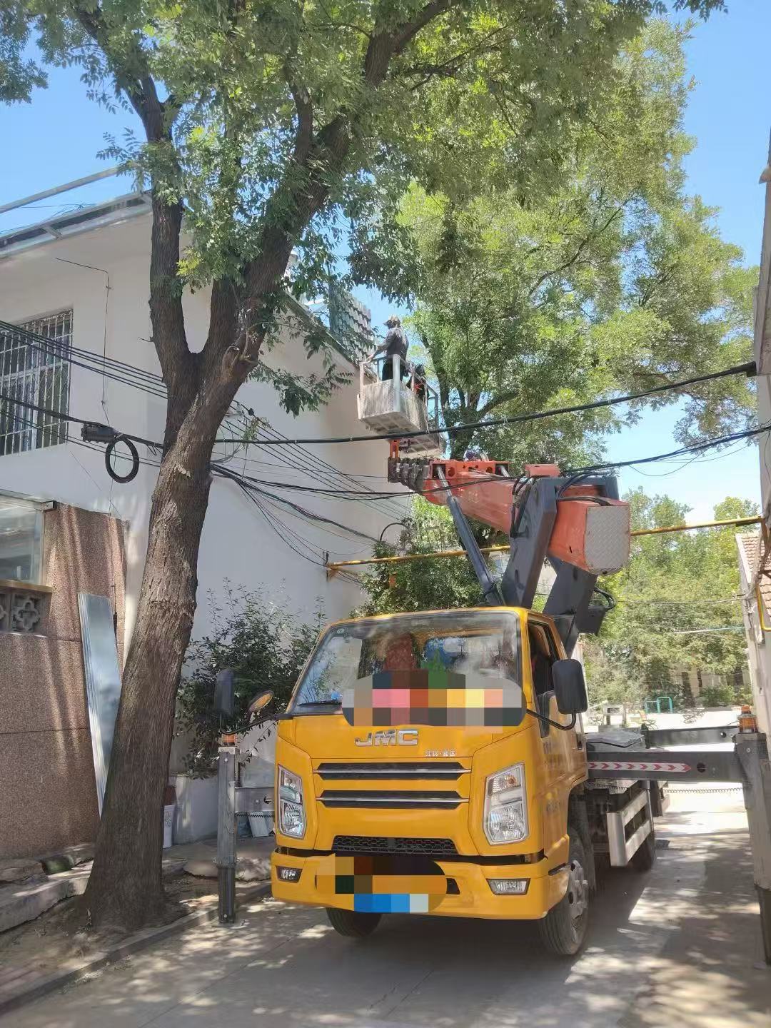 大丰区高空作业车能吊装重物吗？最大承载多少公斤？